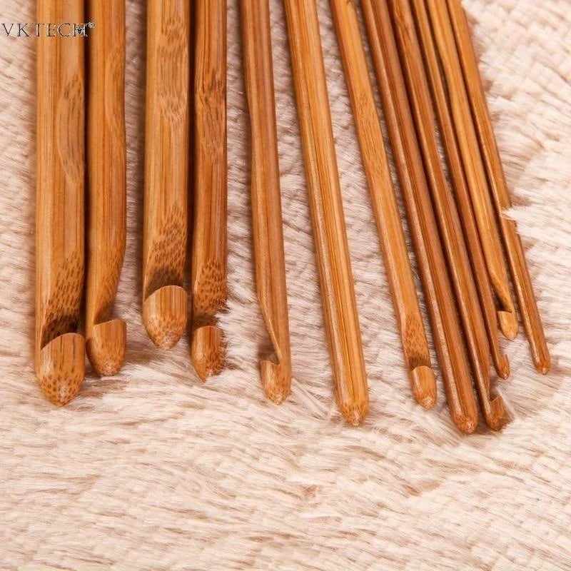 12Pcs/Set DIY Crochet Hooks Set Bamboo Handle Crochet Knitting Tool Crafts